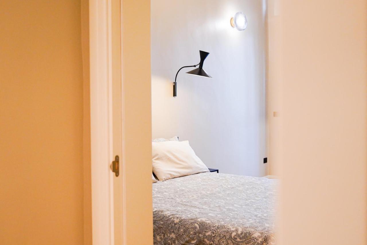 Meh Luxury Apartment City Centre Bari Exterior foto